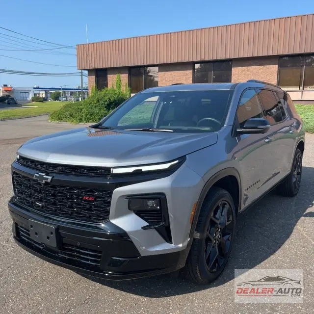 2025 Chevrolet Traverse RS