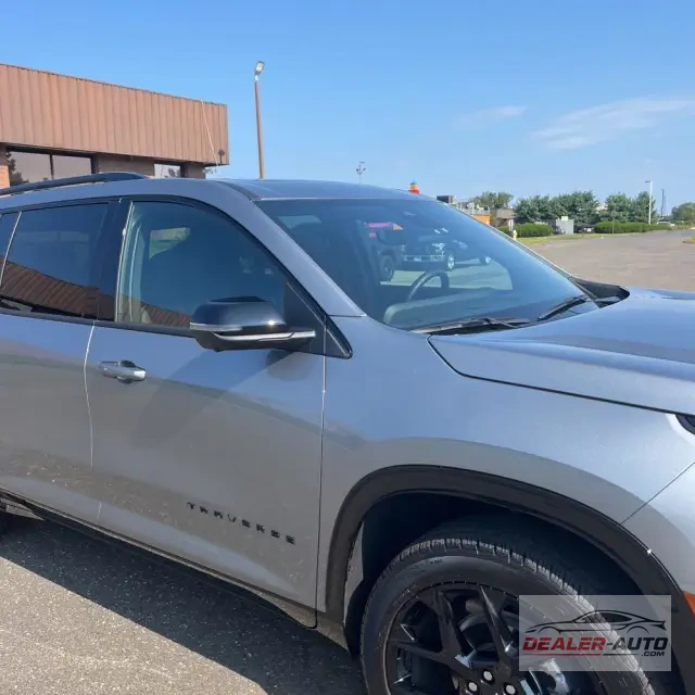 2025 Chevrolet Traverse RS