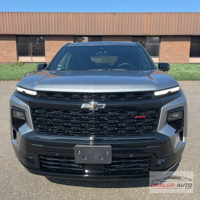 2025 Chevrolet Traverse RS