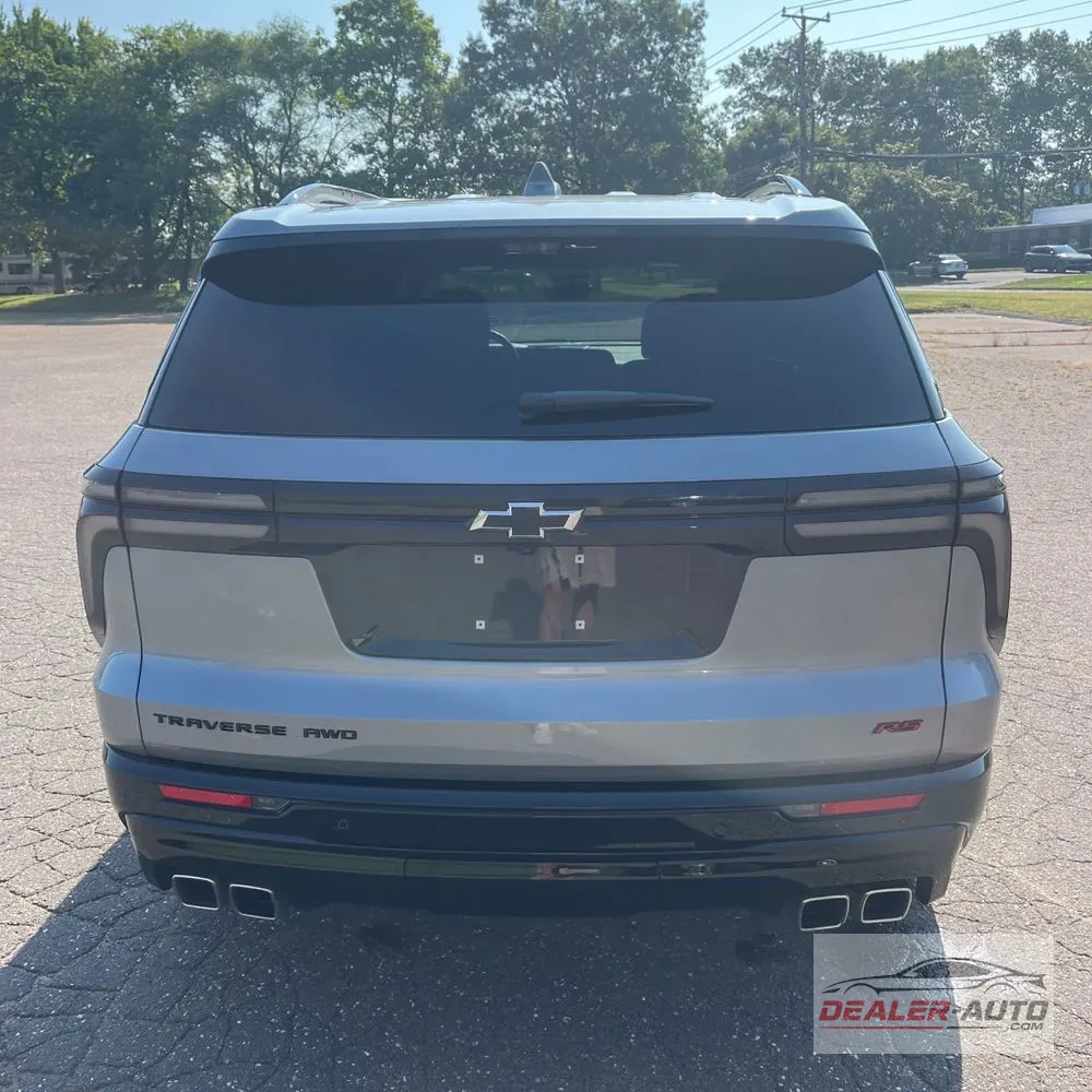 2025 Chevrolet Traverse RS