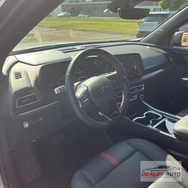 2025 Chevrolet Traverse RS