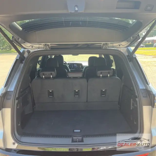 2025 Chevrolet Traverse RS