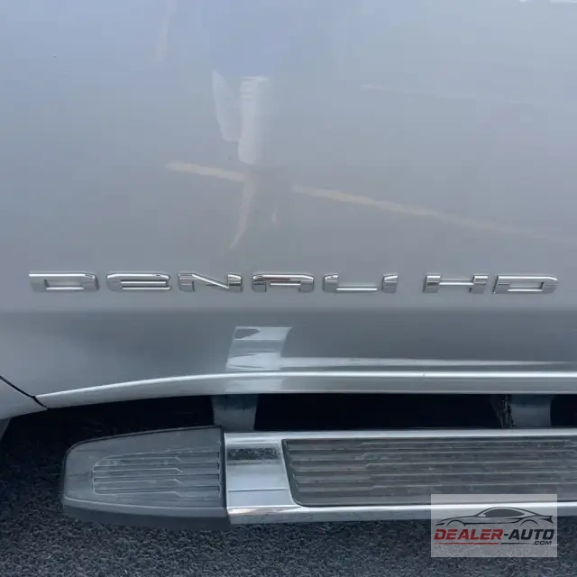 2020 GMC Sierra 2500HD Denali