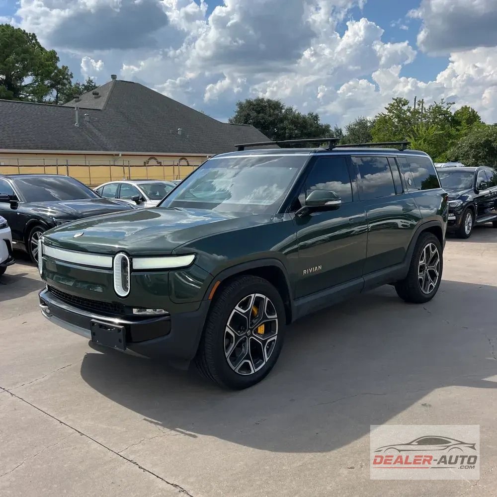 2022 Rivian R1S