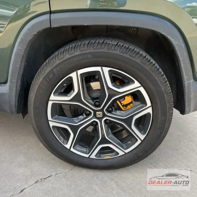 2022 Rivian R1S Launch Edition