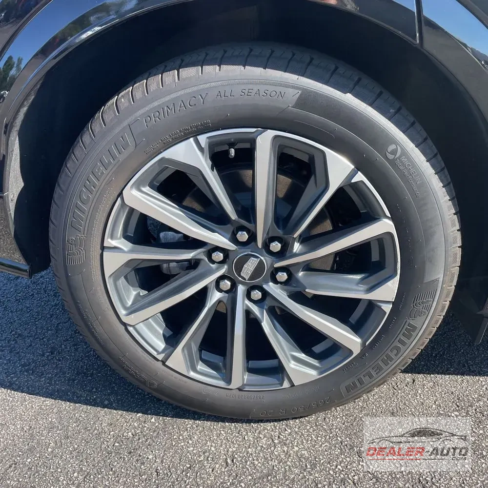 2025 Cadillac LYRIQ Sport 2