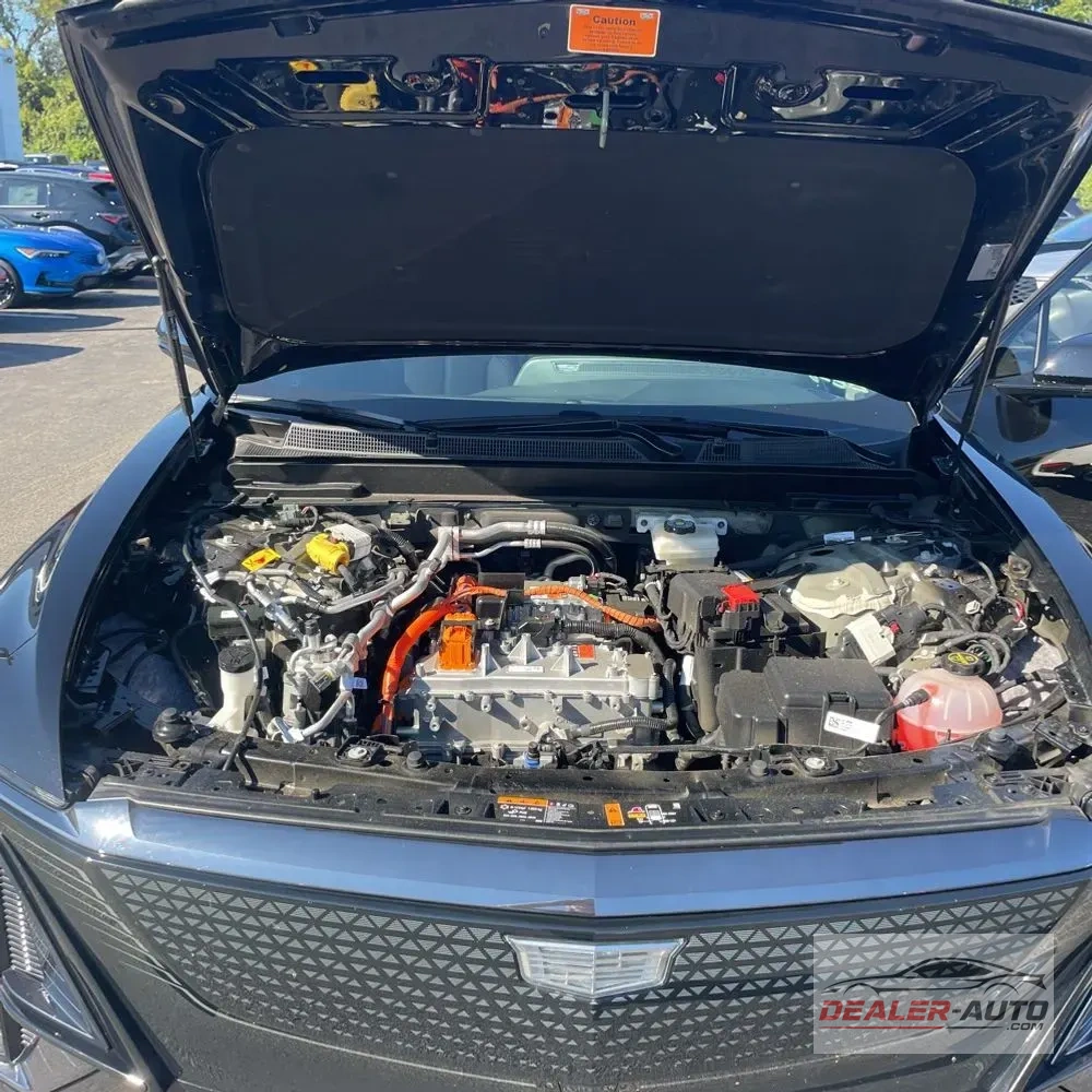 2025 Cadillac LYRIQ Sport 2