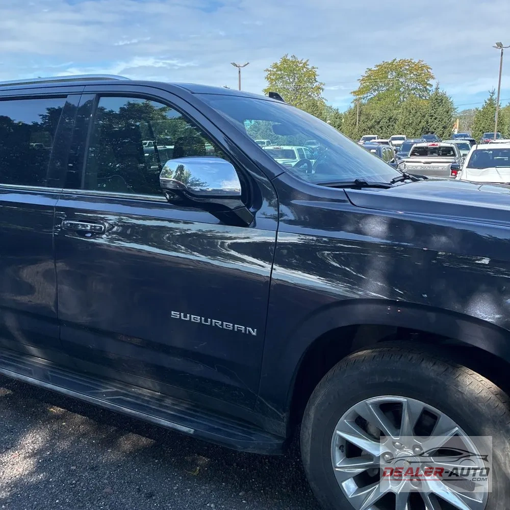 2023 Chevrolet Suburban Premier