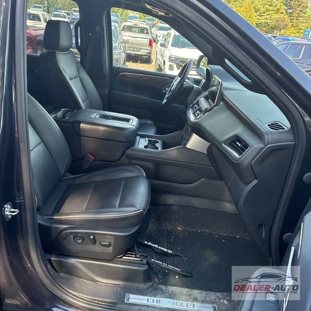2023 Chevrolet Suburban Premier