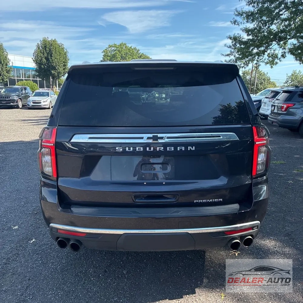 2023 Chevrolet Suburban Premier