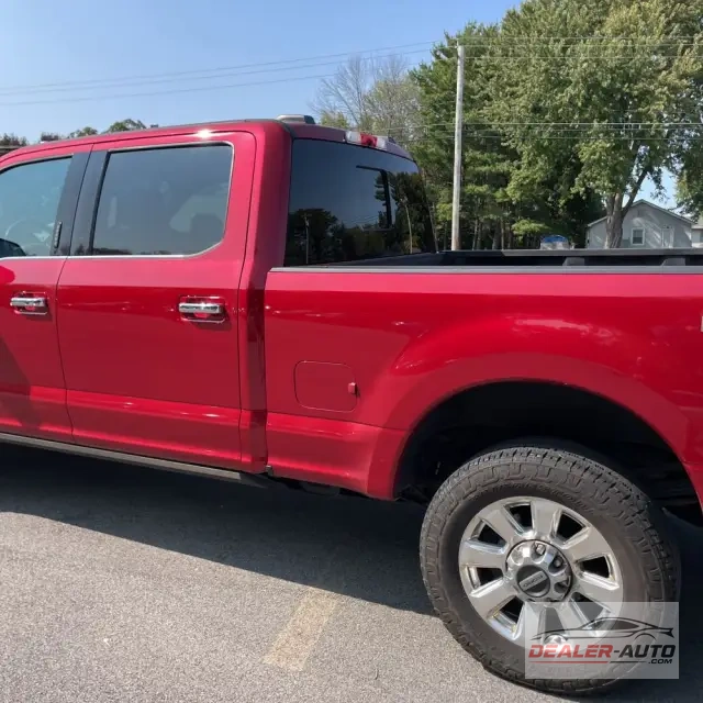 2022 Ford F-350 Super Duty Platinum