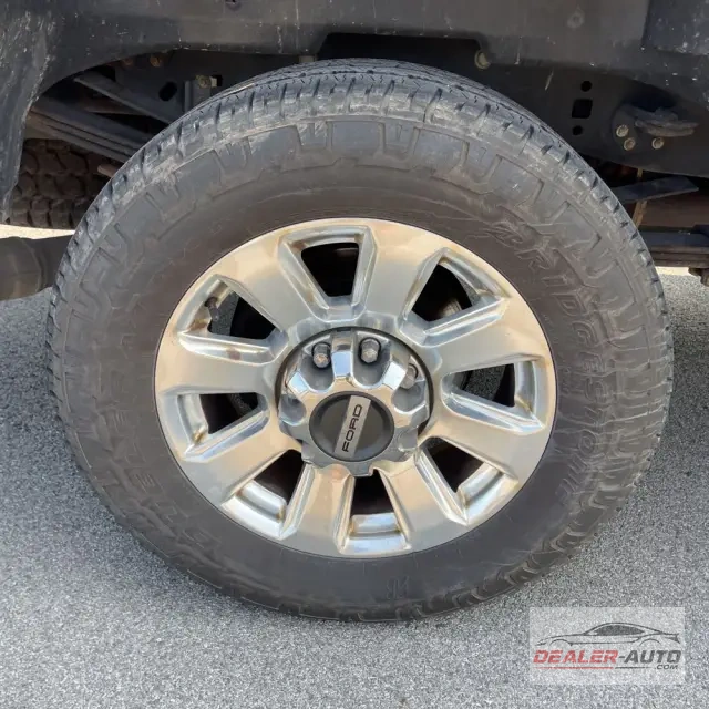 2022 Ford F-350 Super Duty Platinum