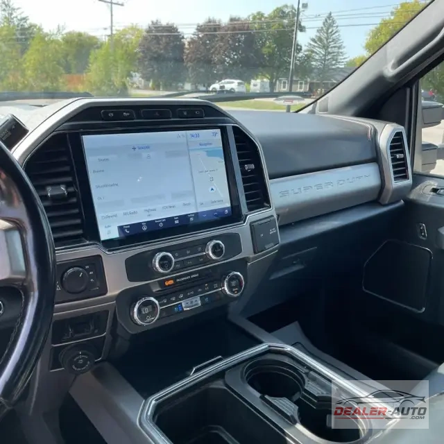 2022 Ford F-350 Super Duty Platinum