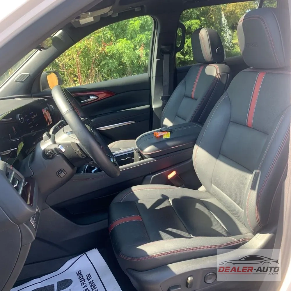 2024 Chevrolet Traverse RS
