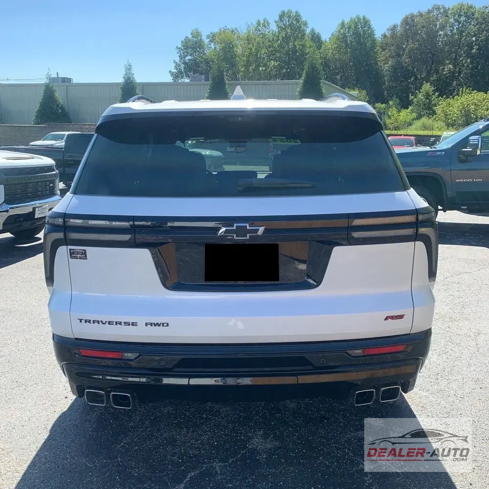 2024 Chevrolet Traverse RS