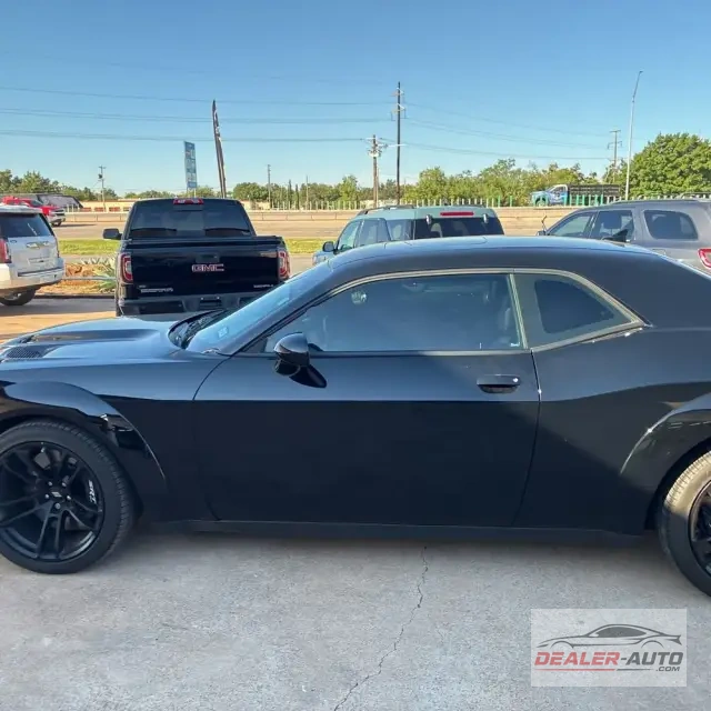 2023 Dodge Challenger R/T SCAT PACK