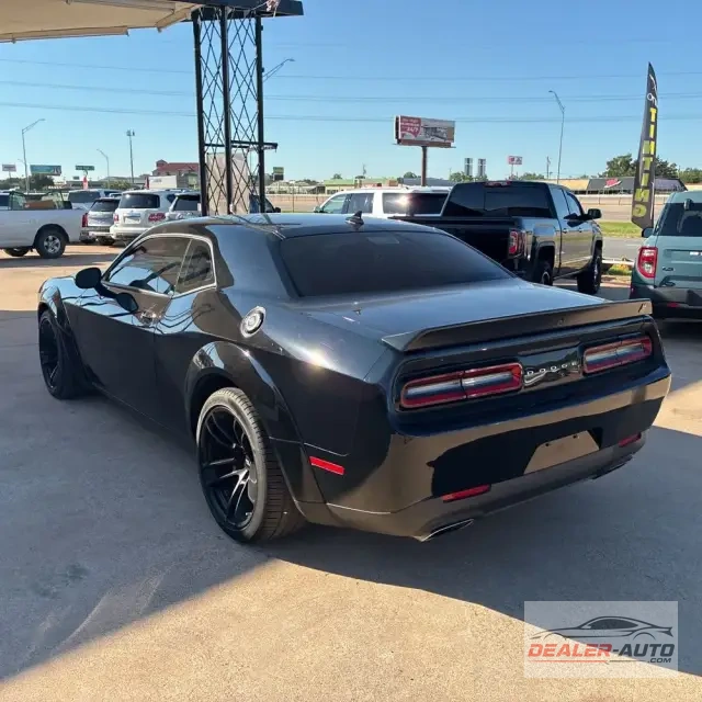 2023 Dodge Challenger R/T SCAT PACK