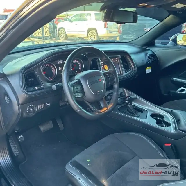 2023 Dodge Challenger R/T SCAT PACK