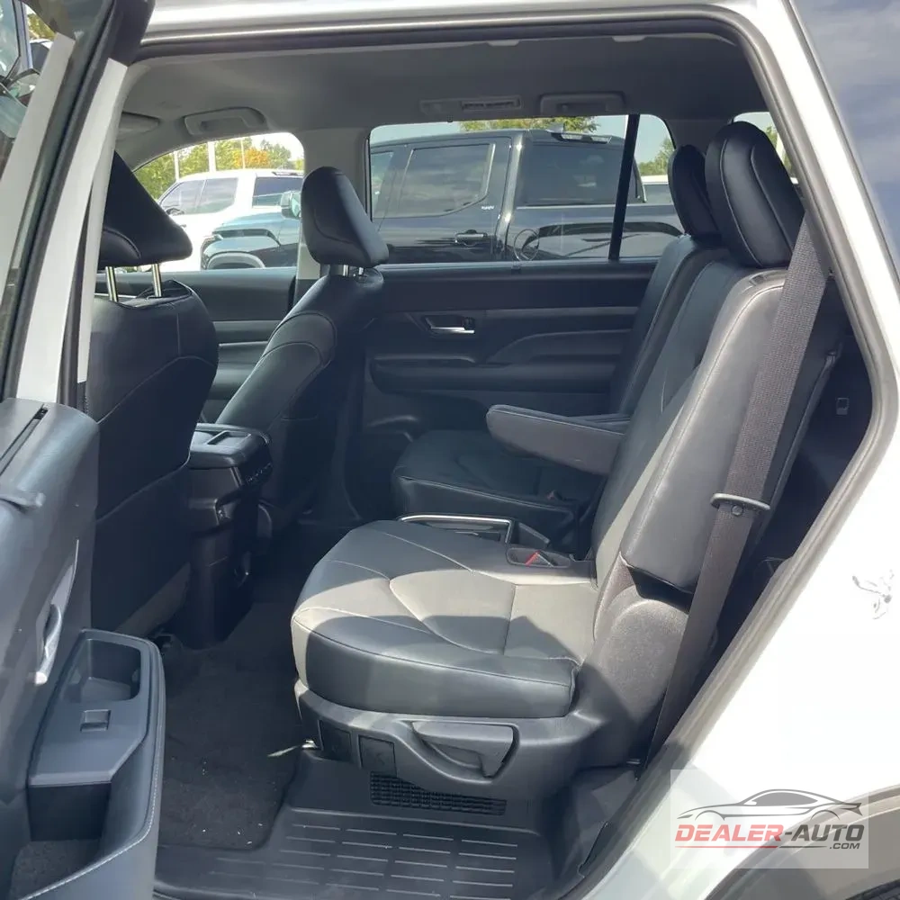 2025 Toyota Grand Highlander Hybrid XLE