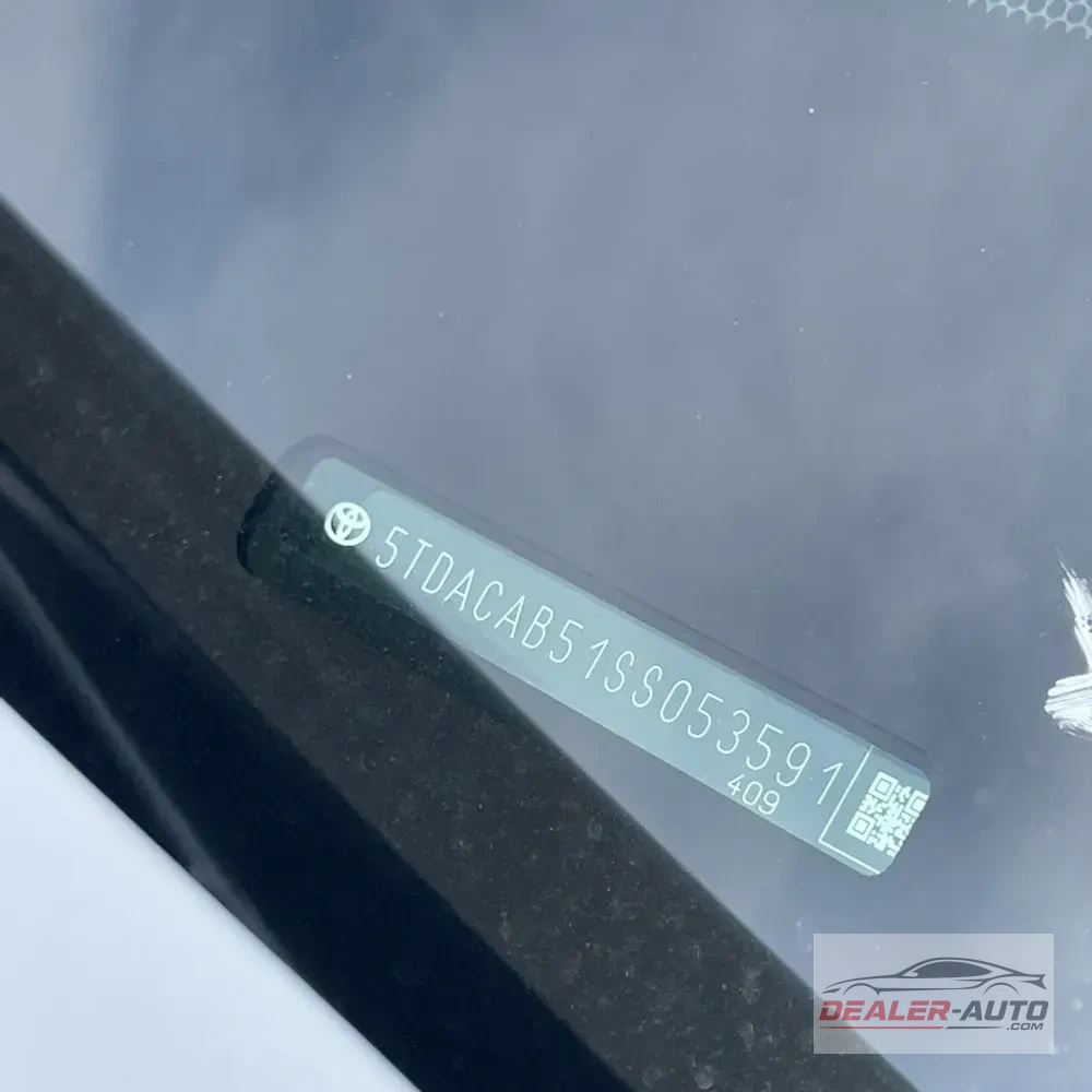 2025 Toyota Grand Highlander Hybrid XLE