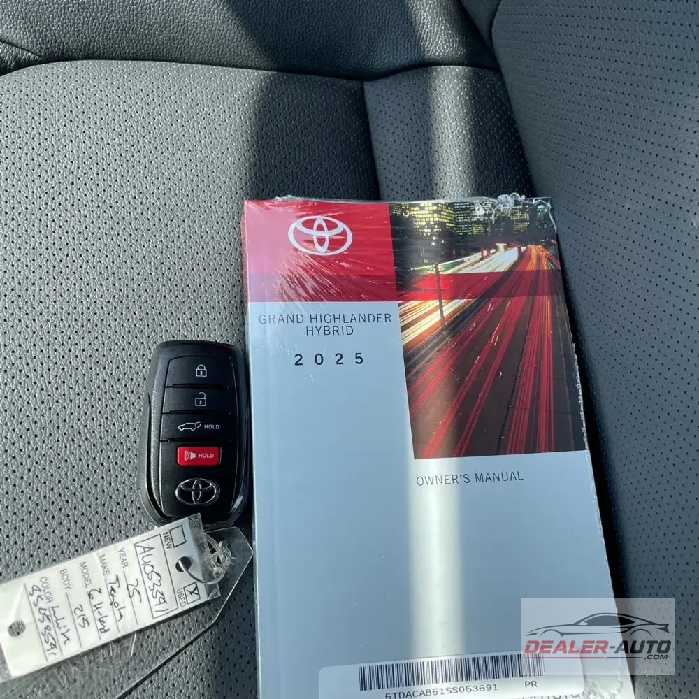 2025 Toyota Grand Highlander Hybrid XLE