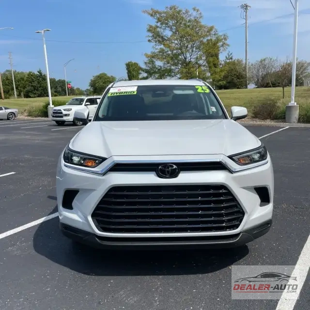 2025 Toyota Grand Highlander Hybrid XLE