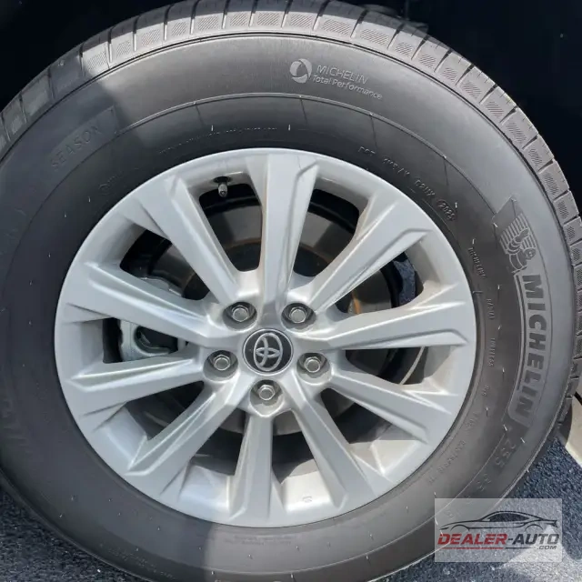 2025 Toyota Grand Highlander Hybrid XLE