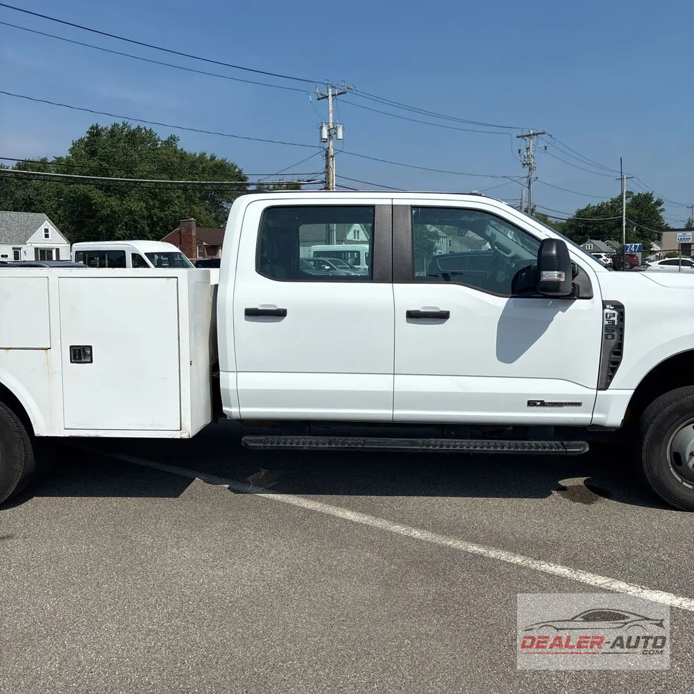 2024 Ford S/D C/C F350 XL