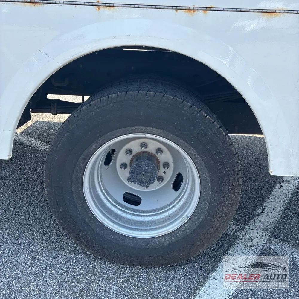 2024 Ford S/D C/C F350 XL