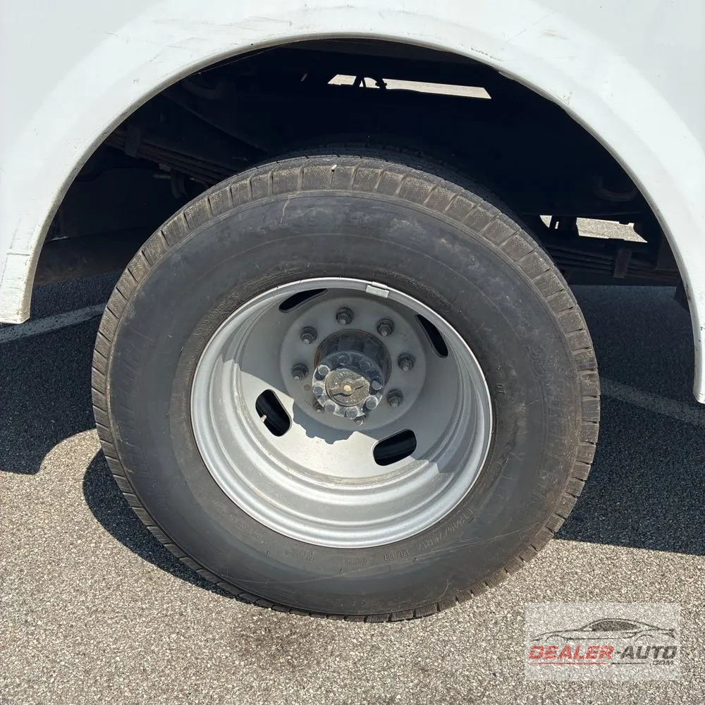 2024 Ford S/D C/C F350 XL
