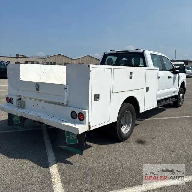 2024 Ford S/D C/C F350 XL