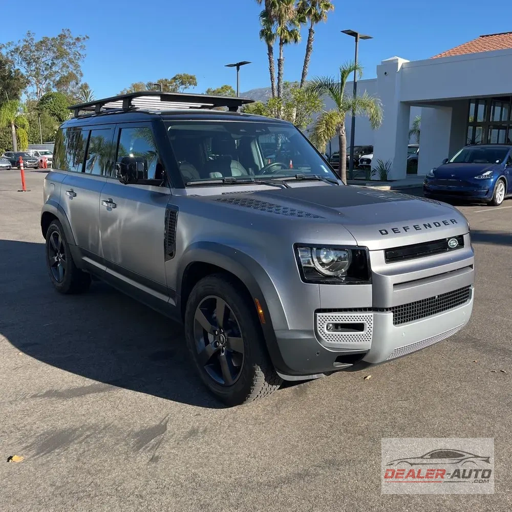 2023 Land Rover Defender 110 SE