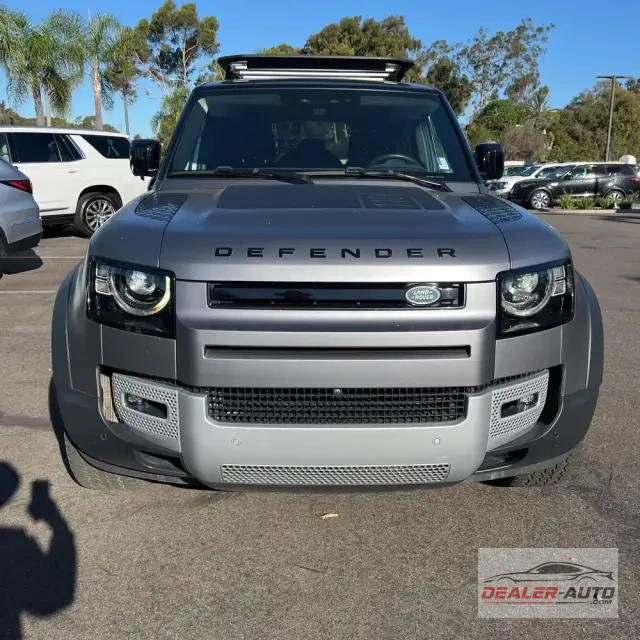 2023 Land Rover Defender 110 SE