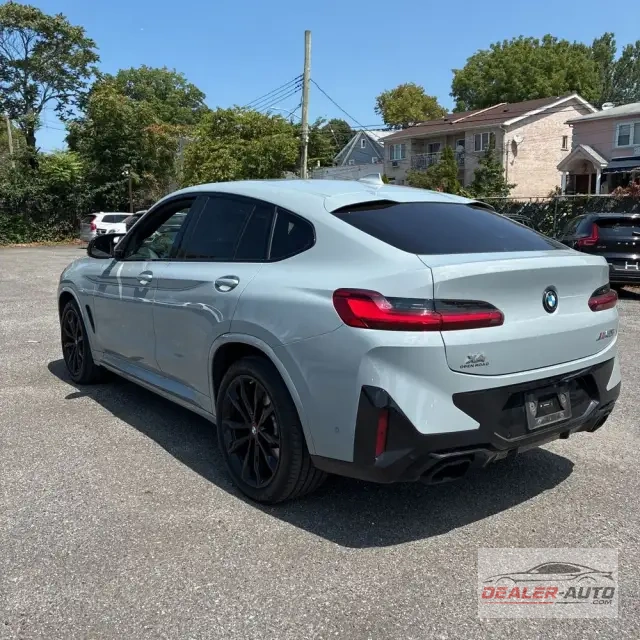 2024 BMW X4 M40i