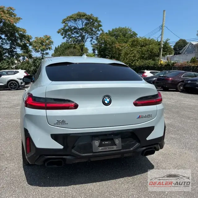 2024 BMW X4 M40i
