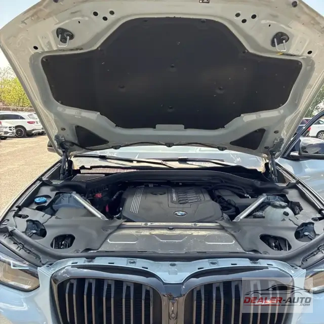 2024 BMW X4 M40i