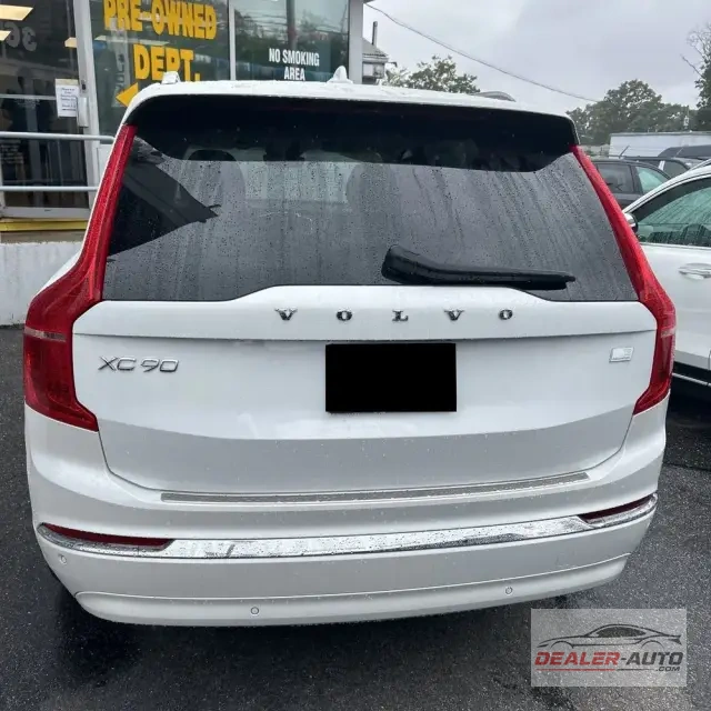 2024 Volvo XC90 T8 - Plus PHEV