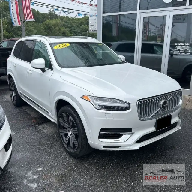 2024 Volvo XC90 T8 - Plus PHEV