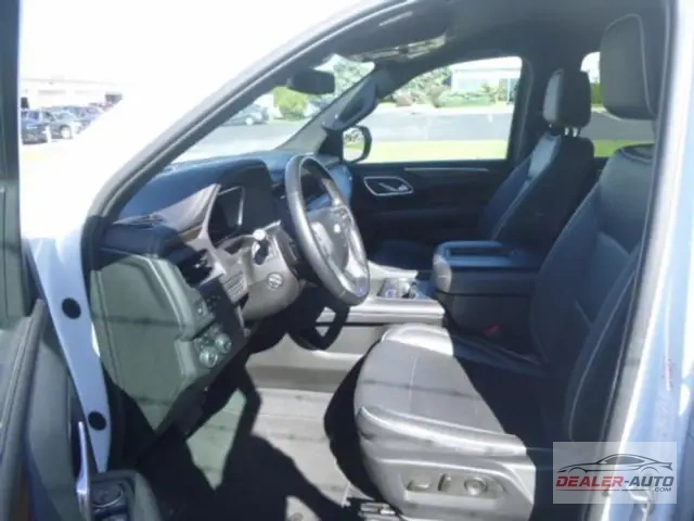 2023 Chevrolet Suburban Premier
