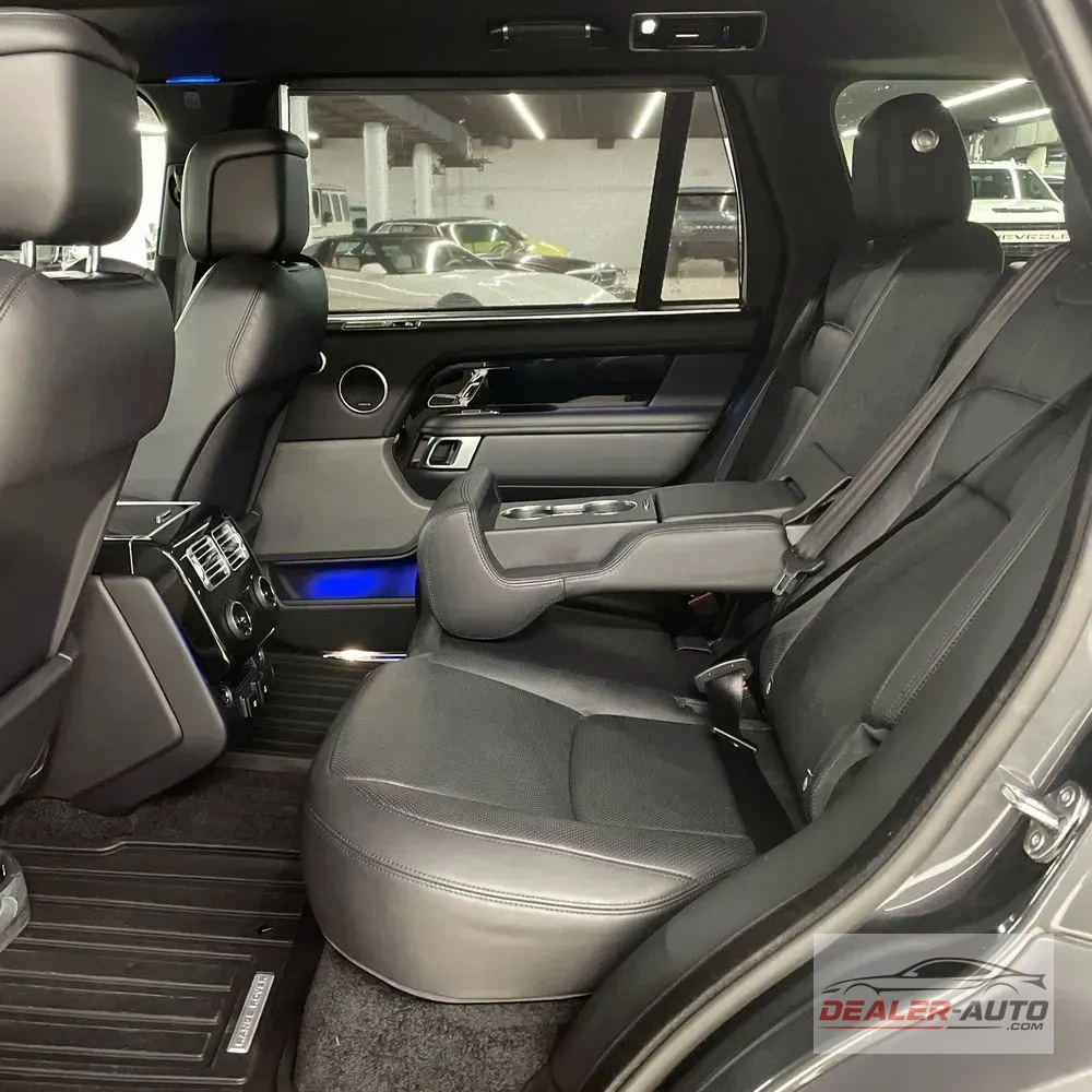 2021 Land Rover Range Rover Westminster P525