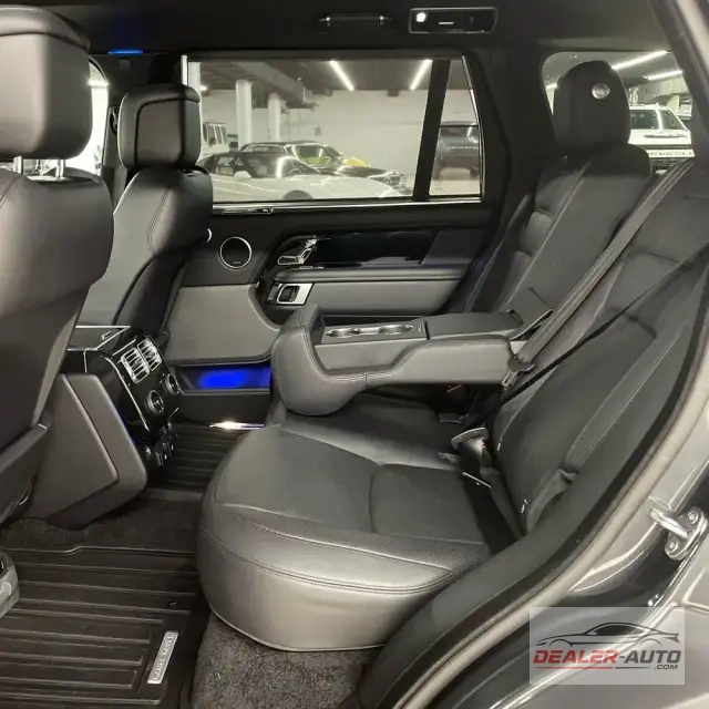 2021 Land Rover Range Rover Westminster P525
