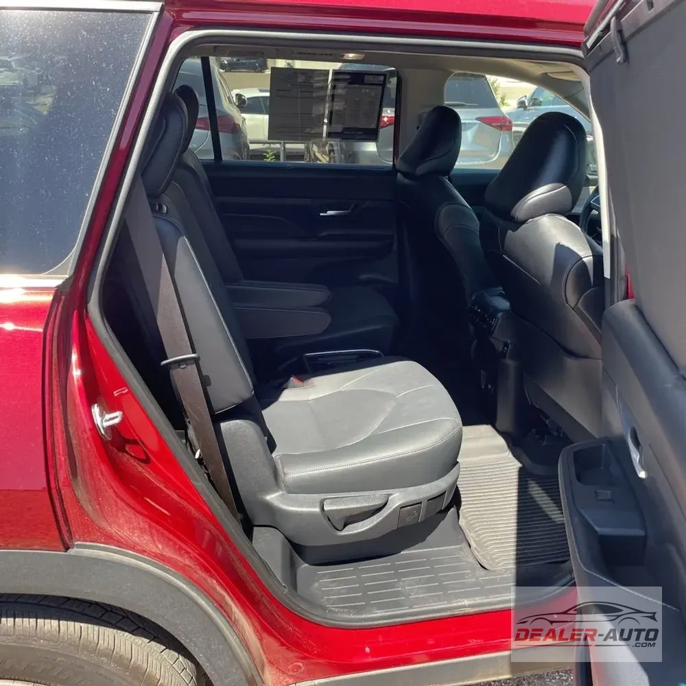 2024 Toyota Grand Highlander Platinum