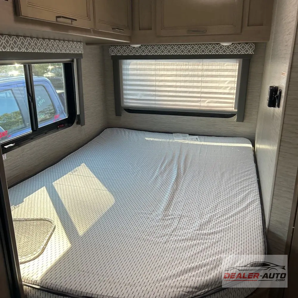 2022 Ford Commercial Vans E350
