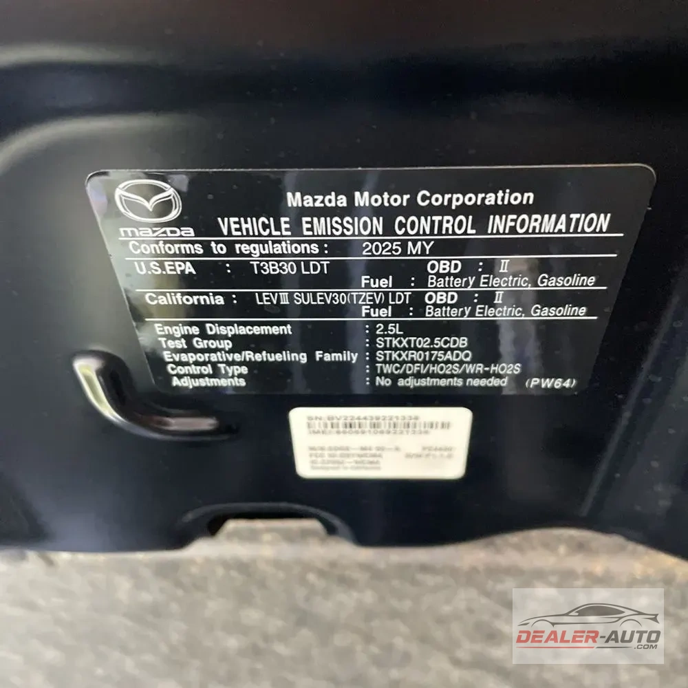2025 Mazda CX-70 Plug-in Hybrid Premium Plus