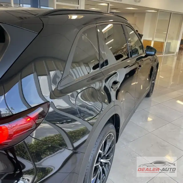 2025 Mazda CX-70 Plug-in Hybrid Premium Plus