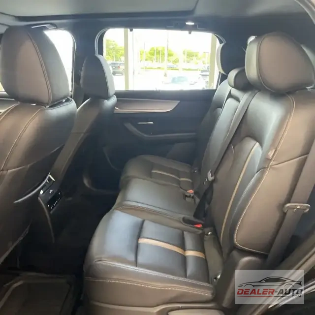 2025 Mazda CX-70 Plug-in Hybrid Premium Plus