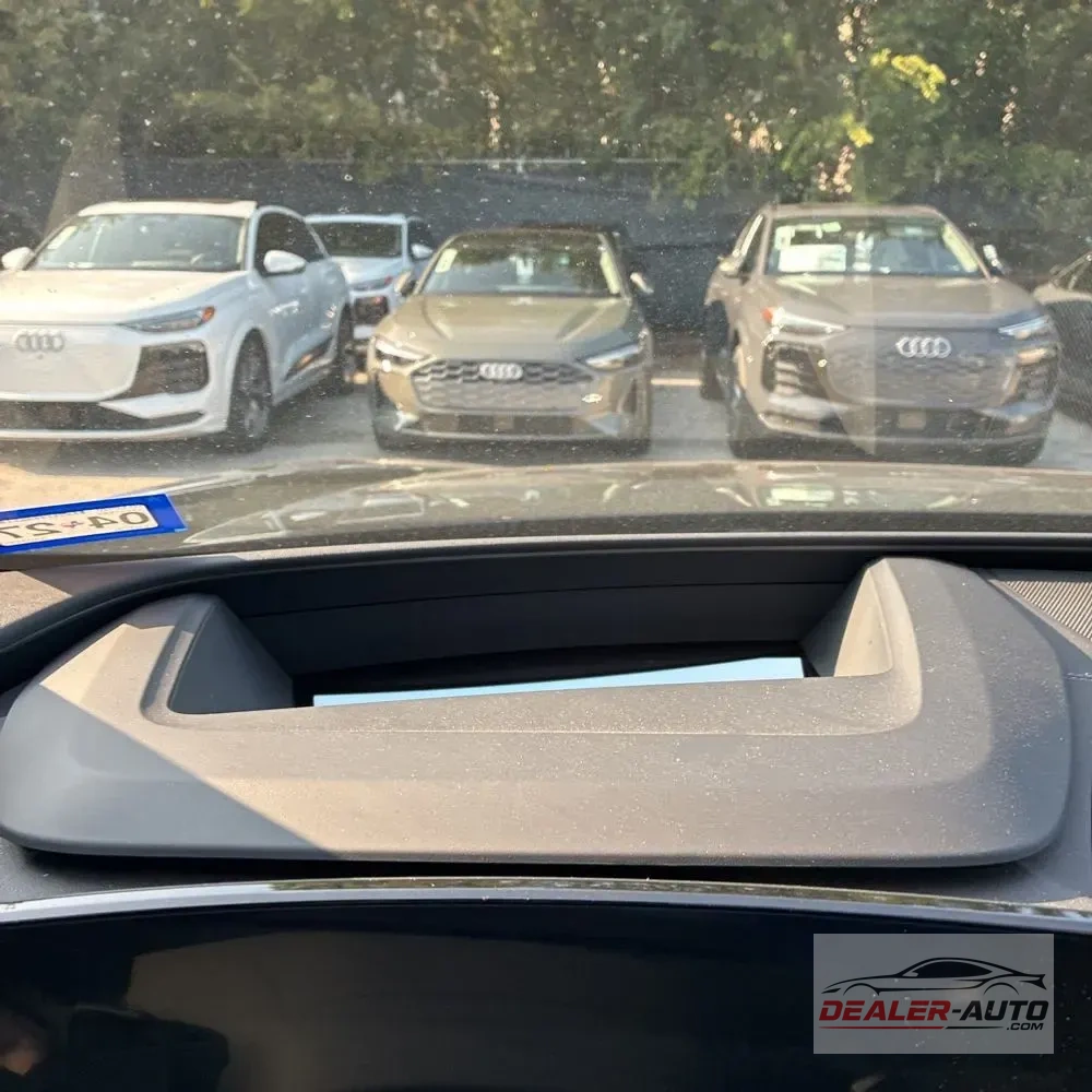 2025 Audi Q6 e-tron Prestige