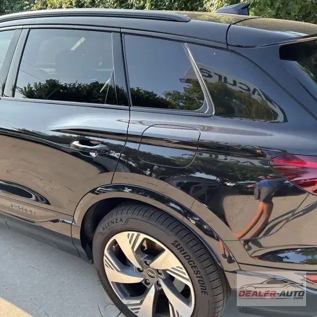 2025 Audi Q6 e-tron Prestige