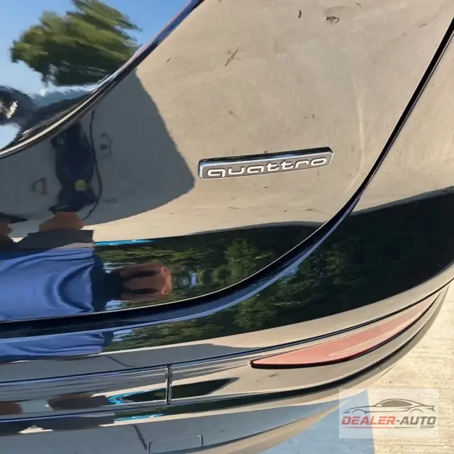 2025 Audi Q6 e-tron Prestige