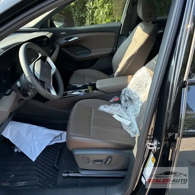 2025 Audi Q6 e-tron Prestige
